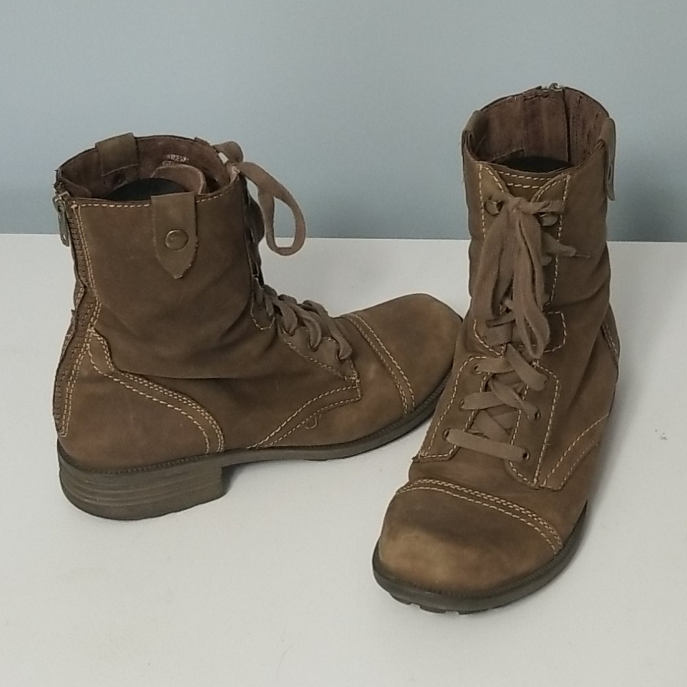 Cobb Hill Zip Up Leather Boots